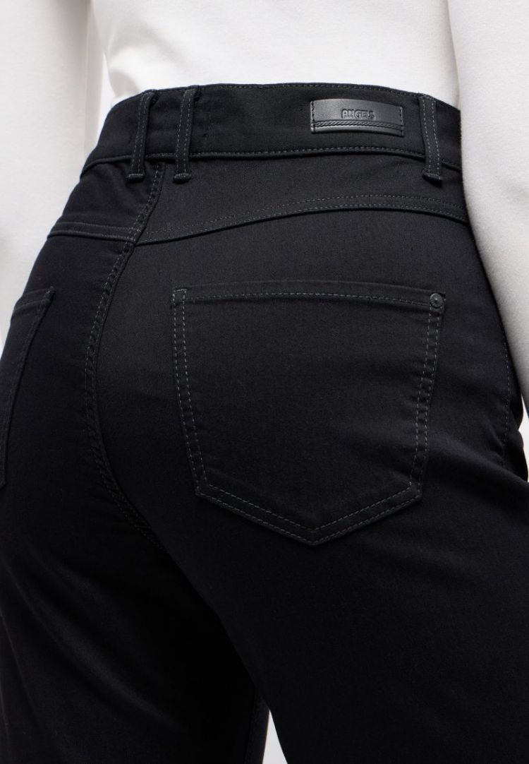 1000 black