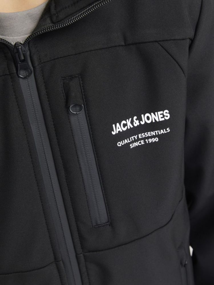 JJETHEO SOFTSHELL JACKET NOOS 178012 Black