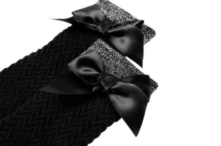 BLACK -