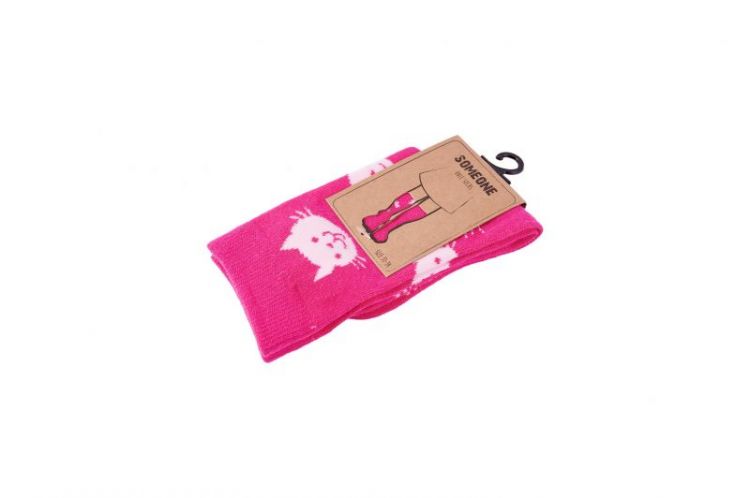 DARK PINK -