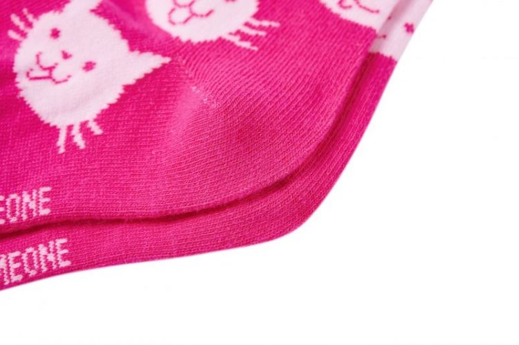 DARK PINK -