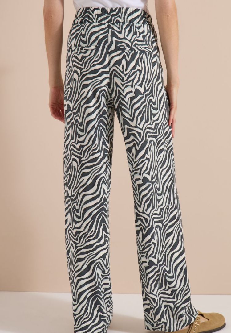  37672 palm bree