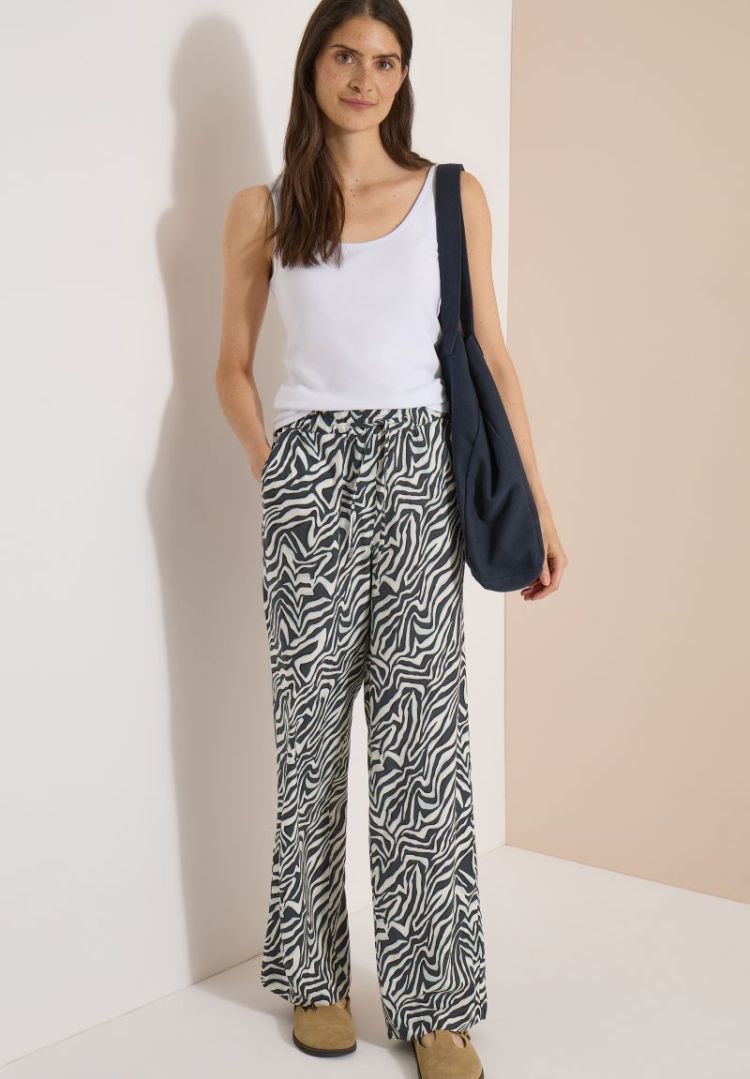  37672 palm bree
