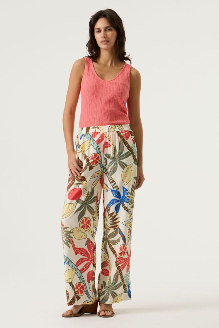 1005-coral crus