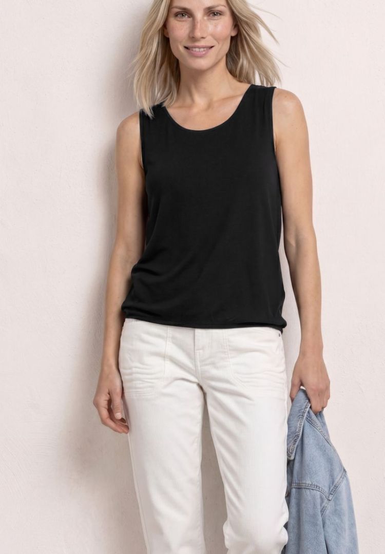 10001 Black