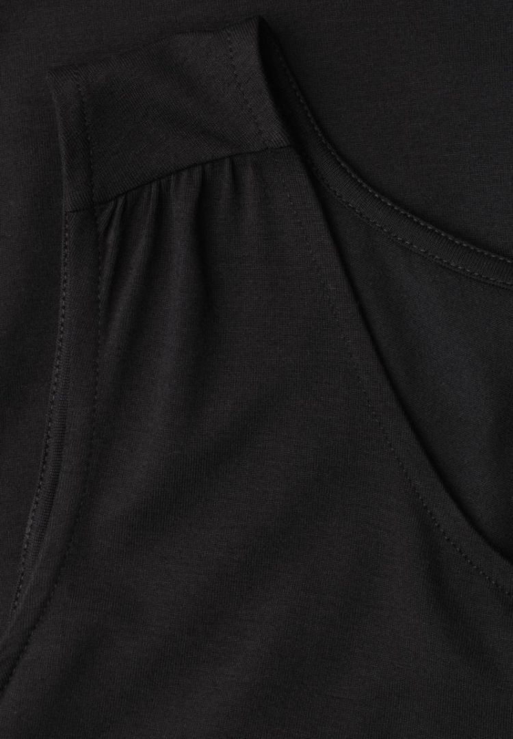  10001 Black