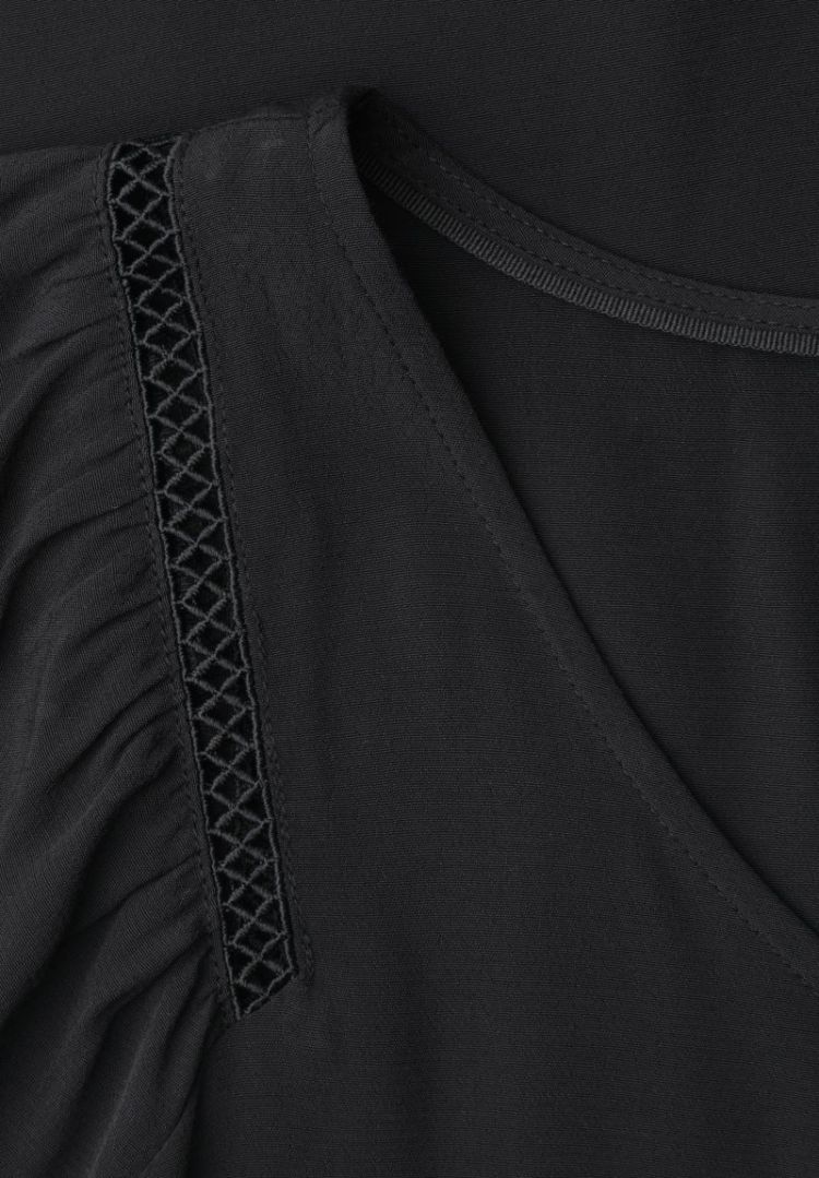 10001 Black