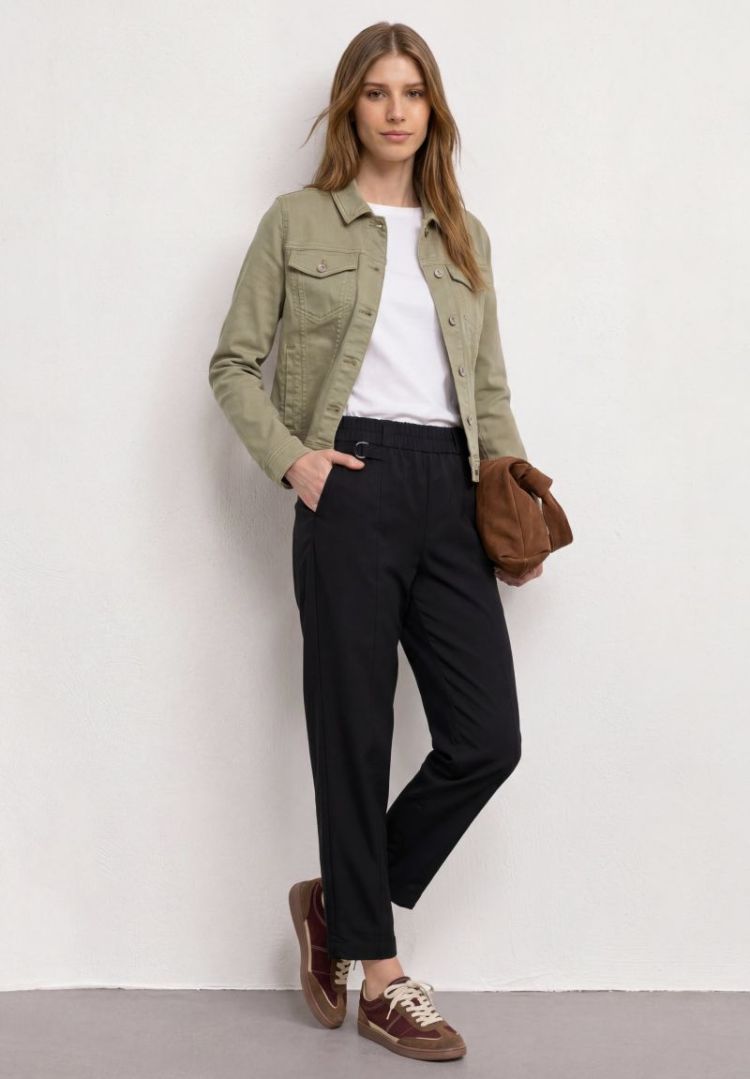 10001 Black