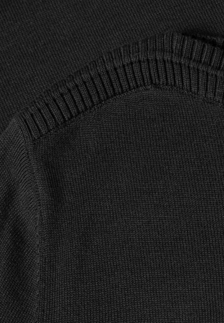  10001 Black