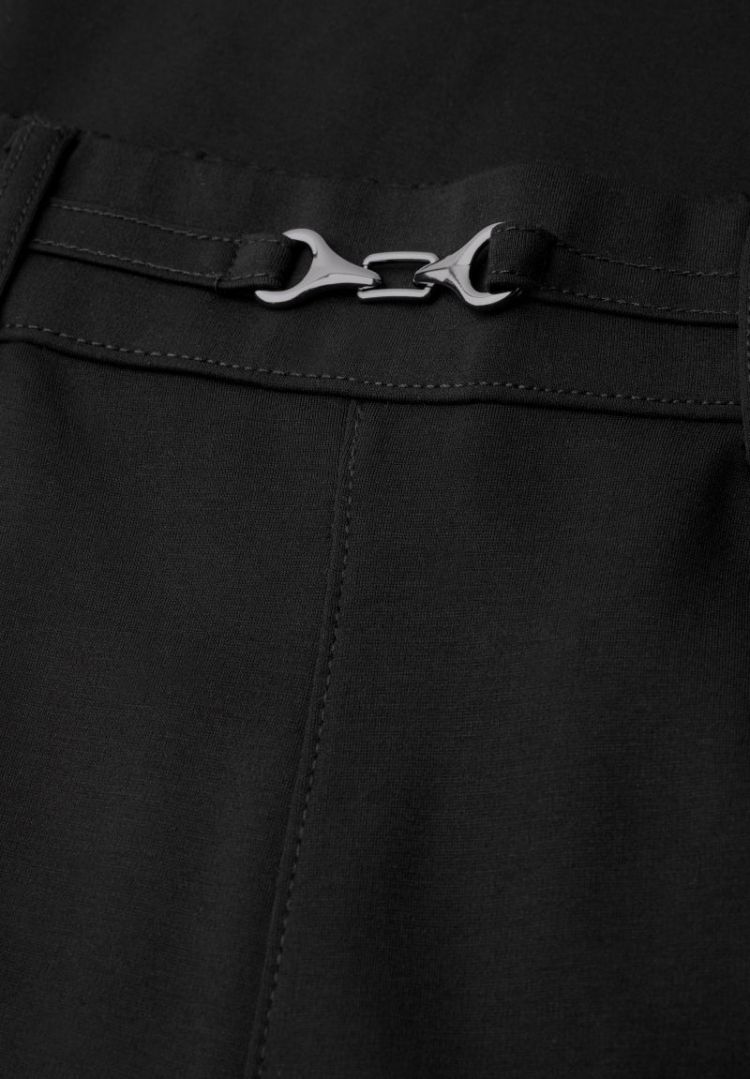 10001 Black
