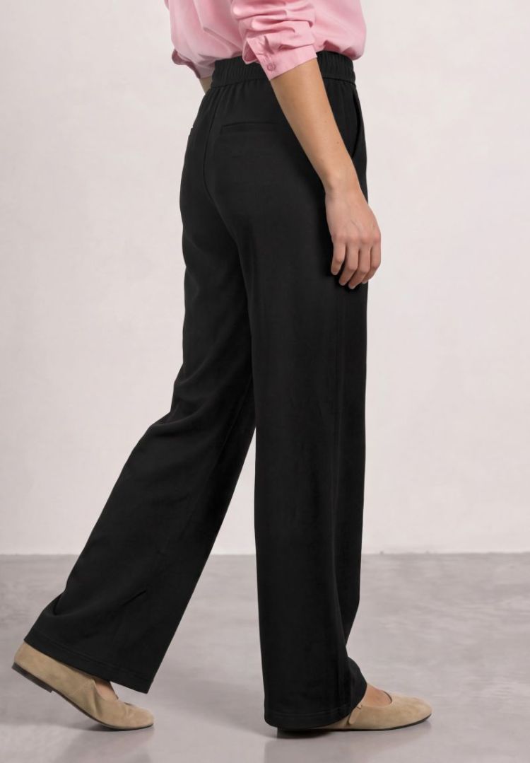 10001 Black