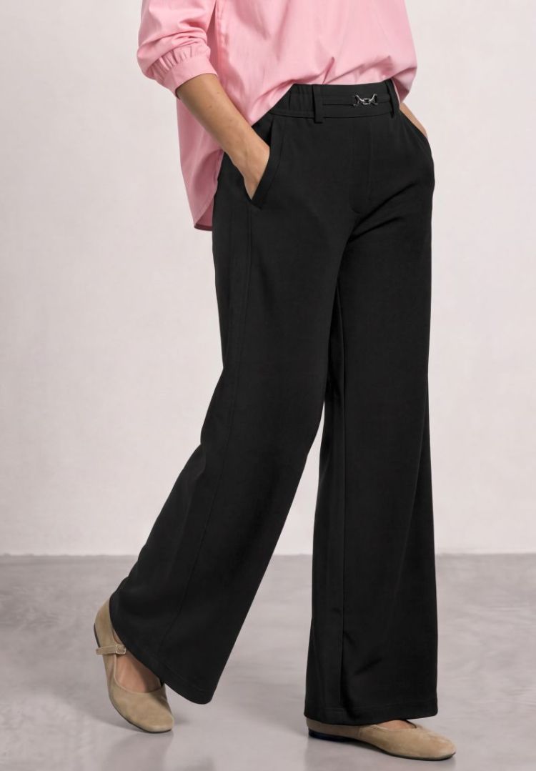 10001 Black