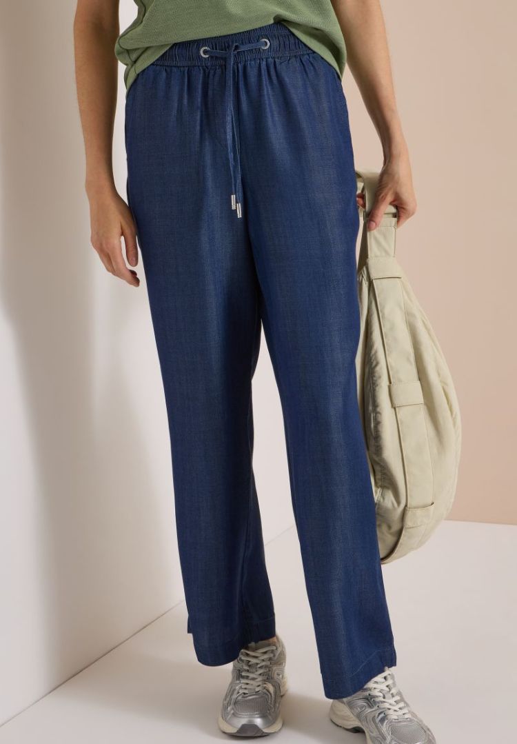 10315 Dark blue