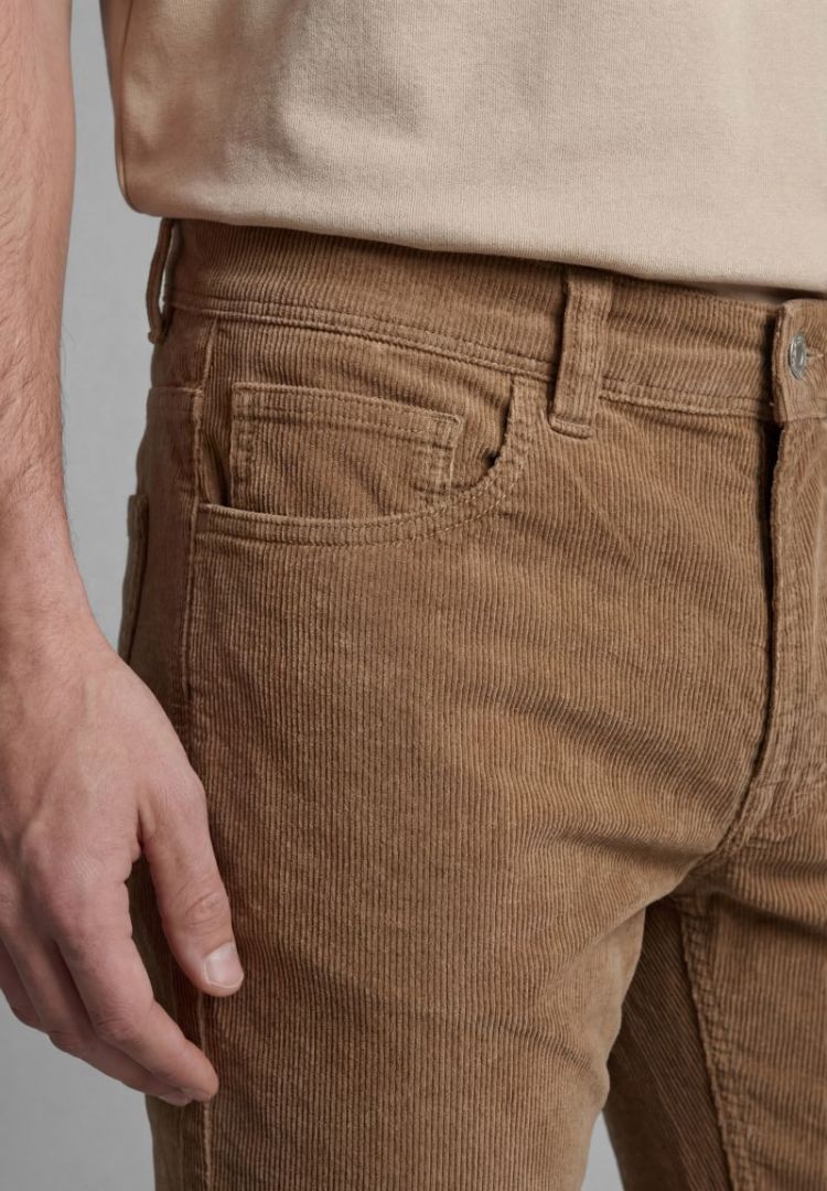 13 BEIGE