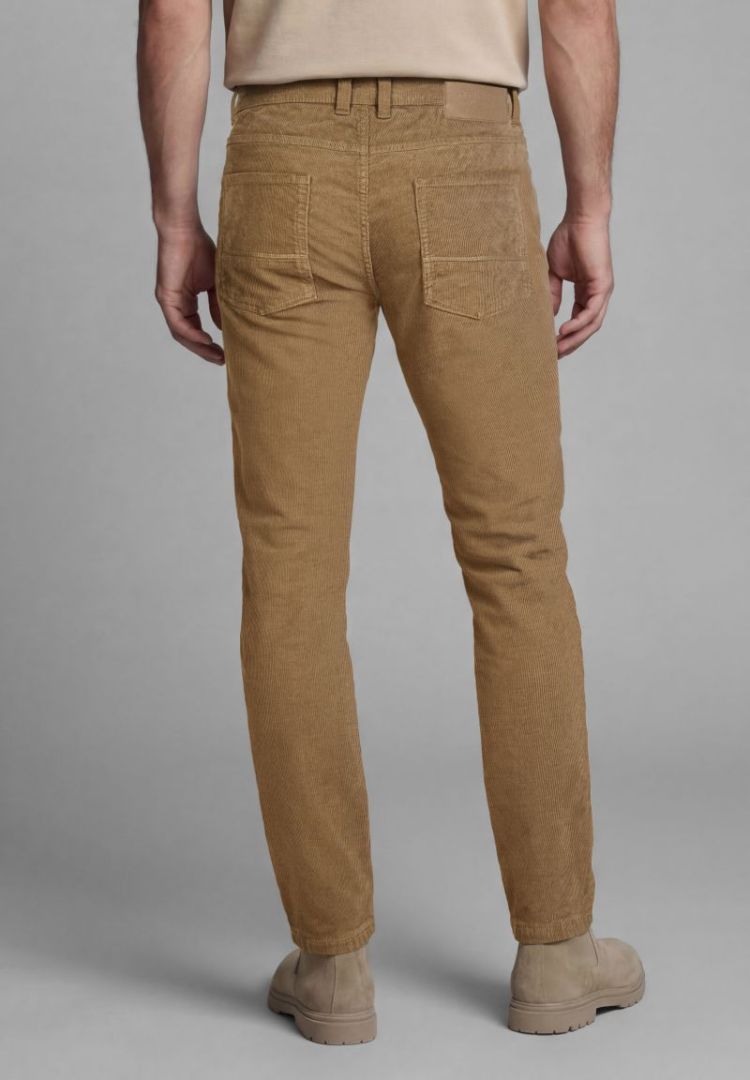 13 BEIGE