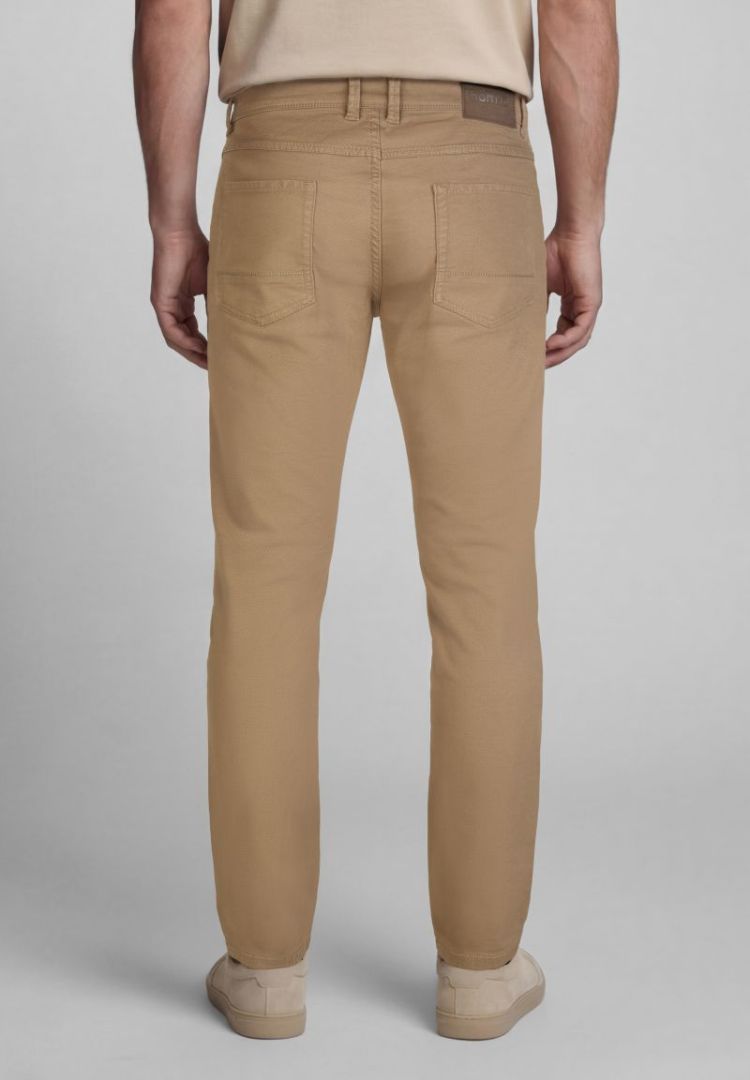 13 BEIGE