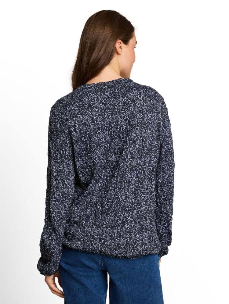 40884 navy whit