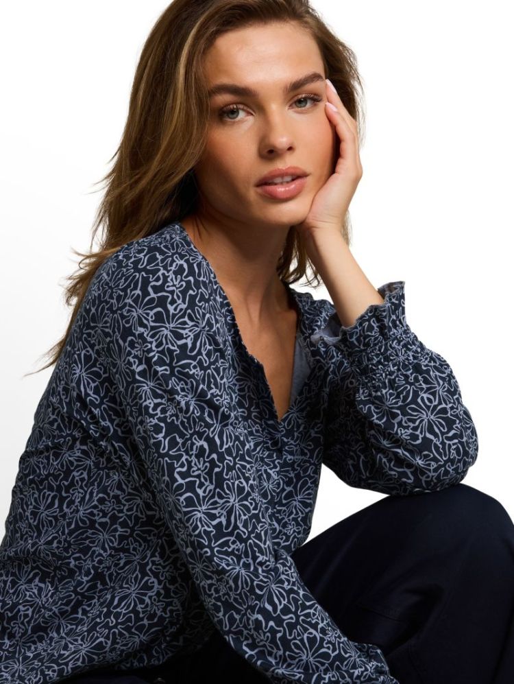  40884 navy whit