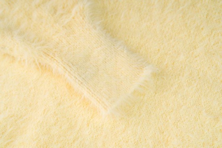 SOY SOFT YELLOW