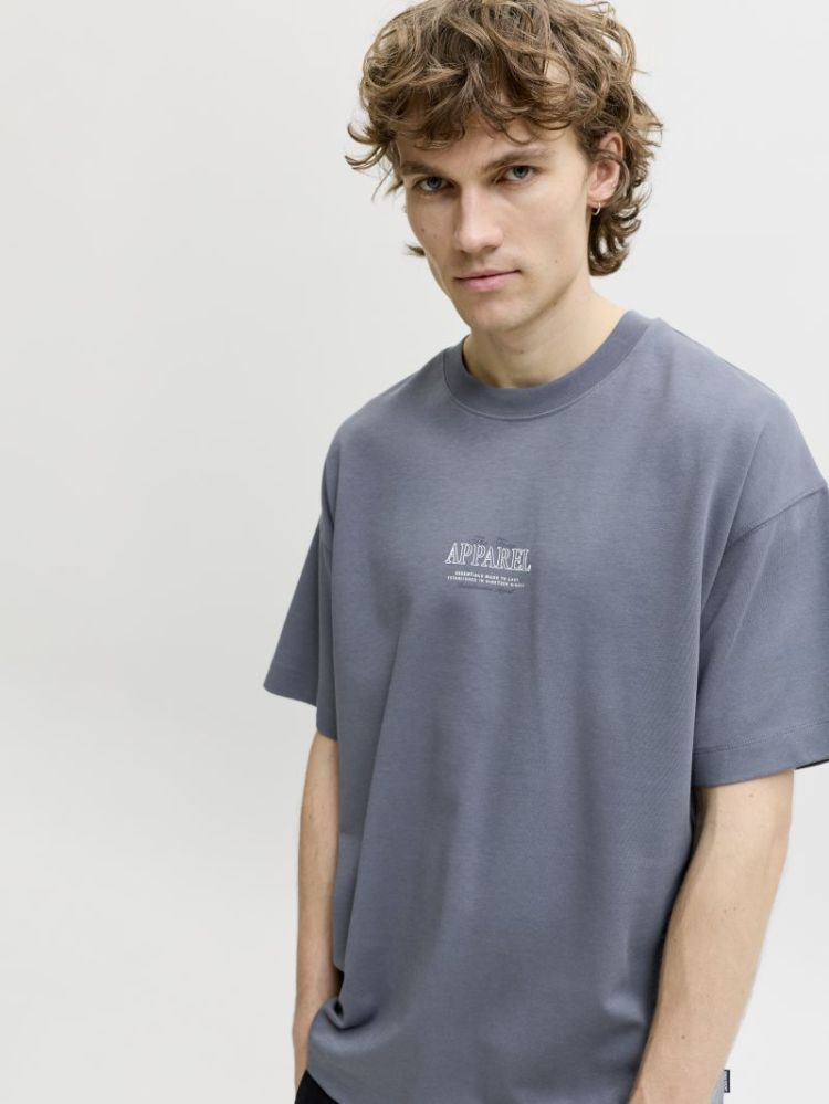 JJEBARRON STUDIO TEE SS O-NECK 176720001 Turbu