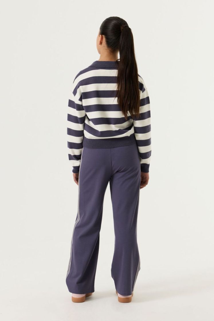  3201-plum caspi
