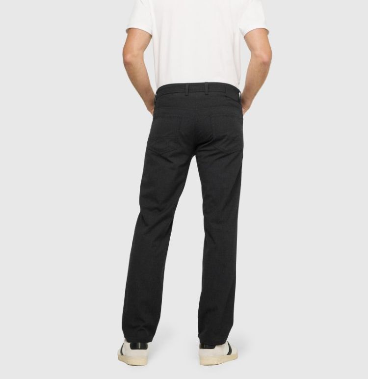 090 black