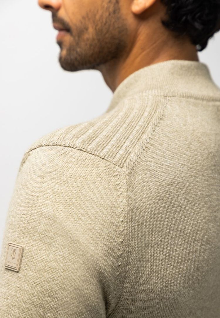 8719 taupe Grin