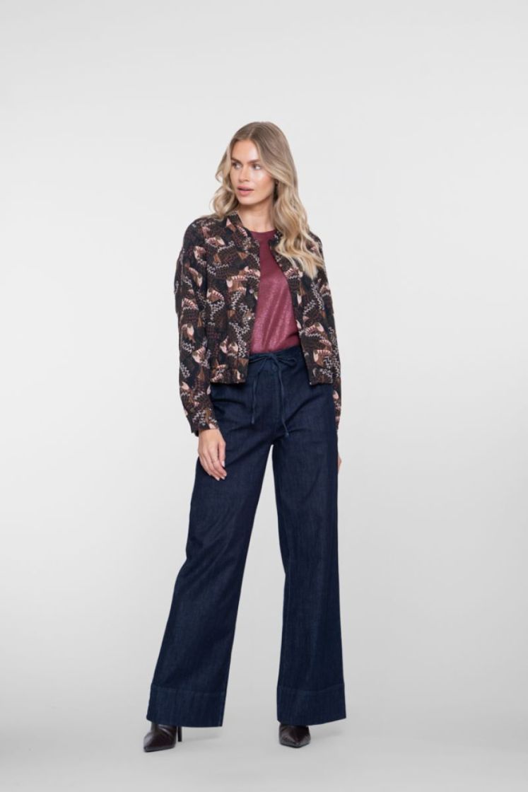  000480 burgundy