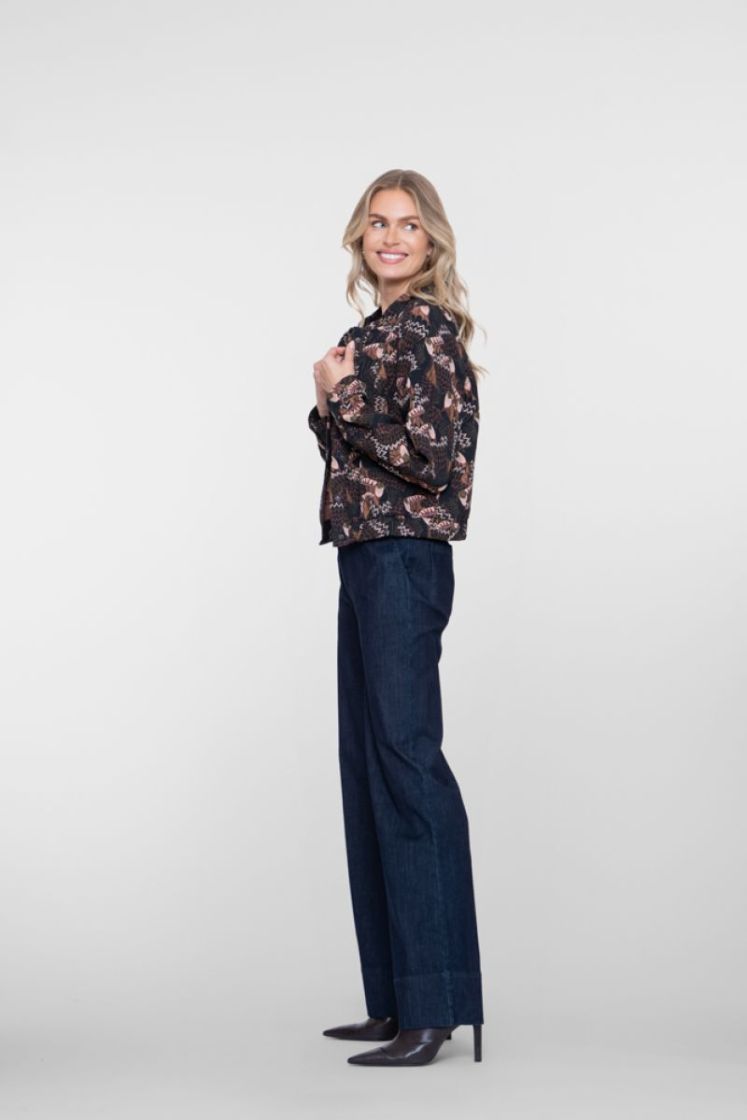000880 dark blu