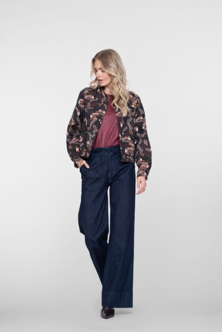 000880 dark blu