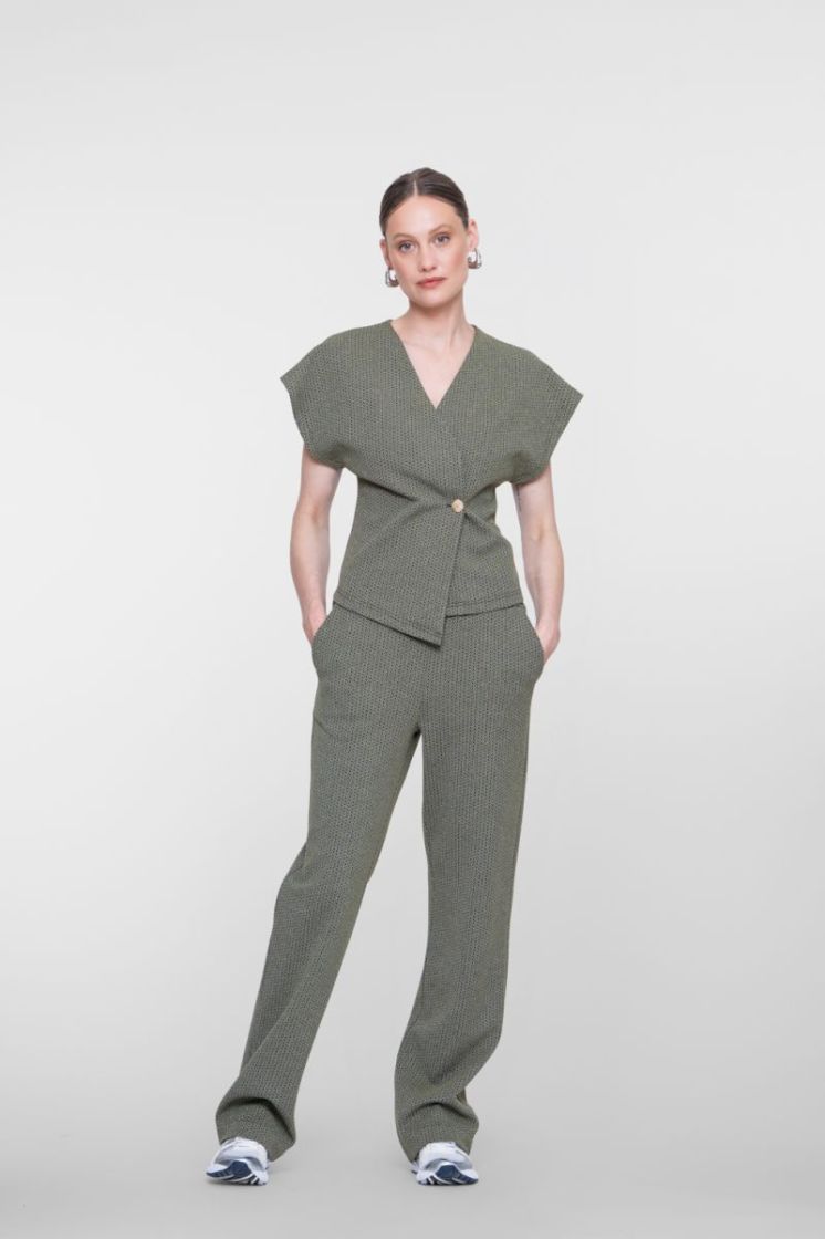 000530 green