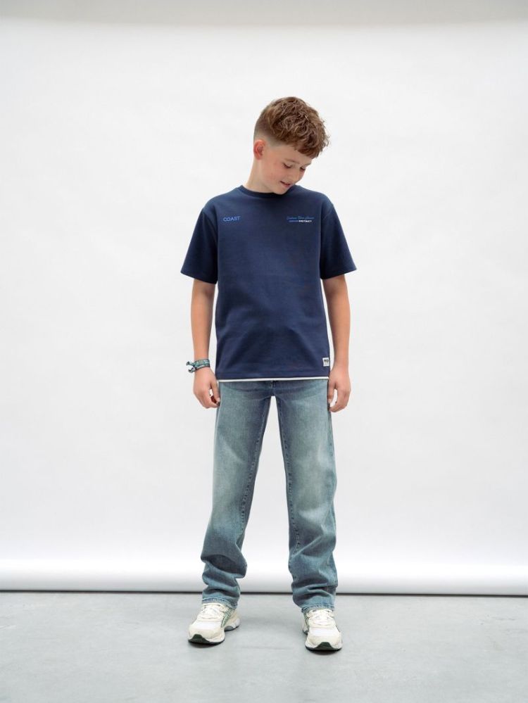 Boy 7151 Medium Den