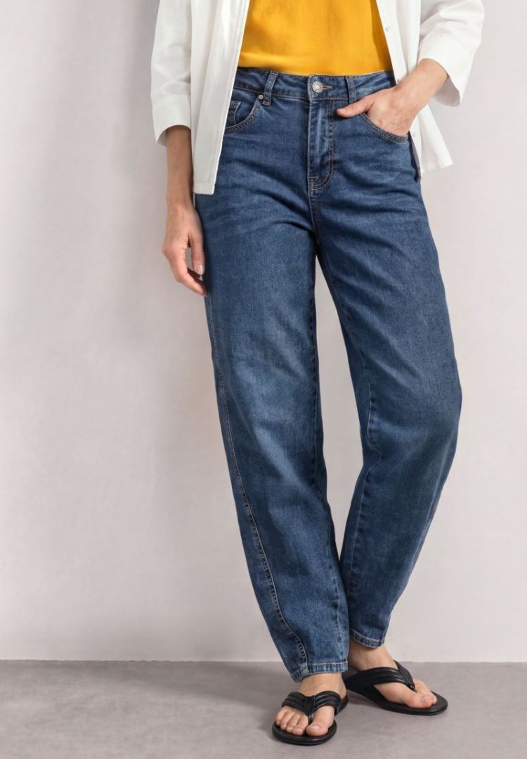  18240 Medium Bl
