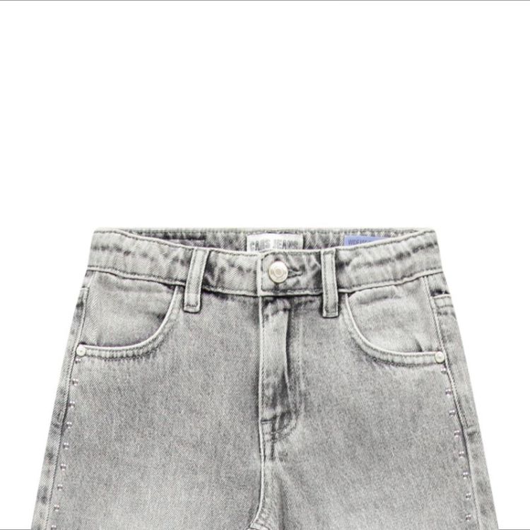 13 Grey Used