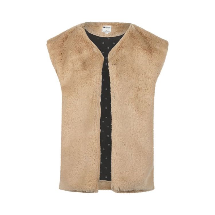M girls 2 161212 Nomad