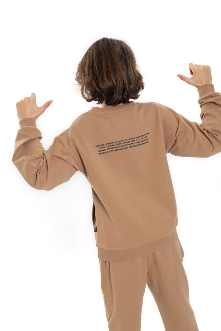 M boys 1 171319 Amphora