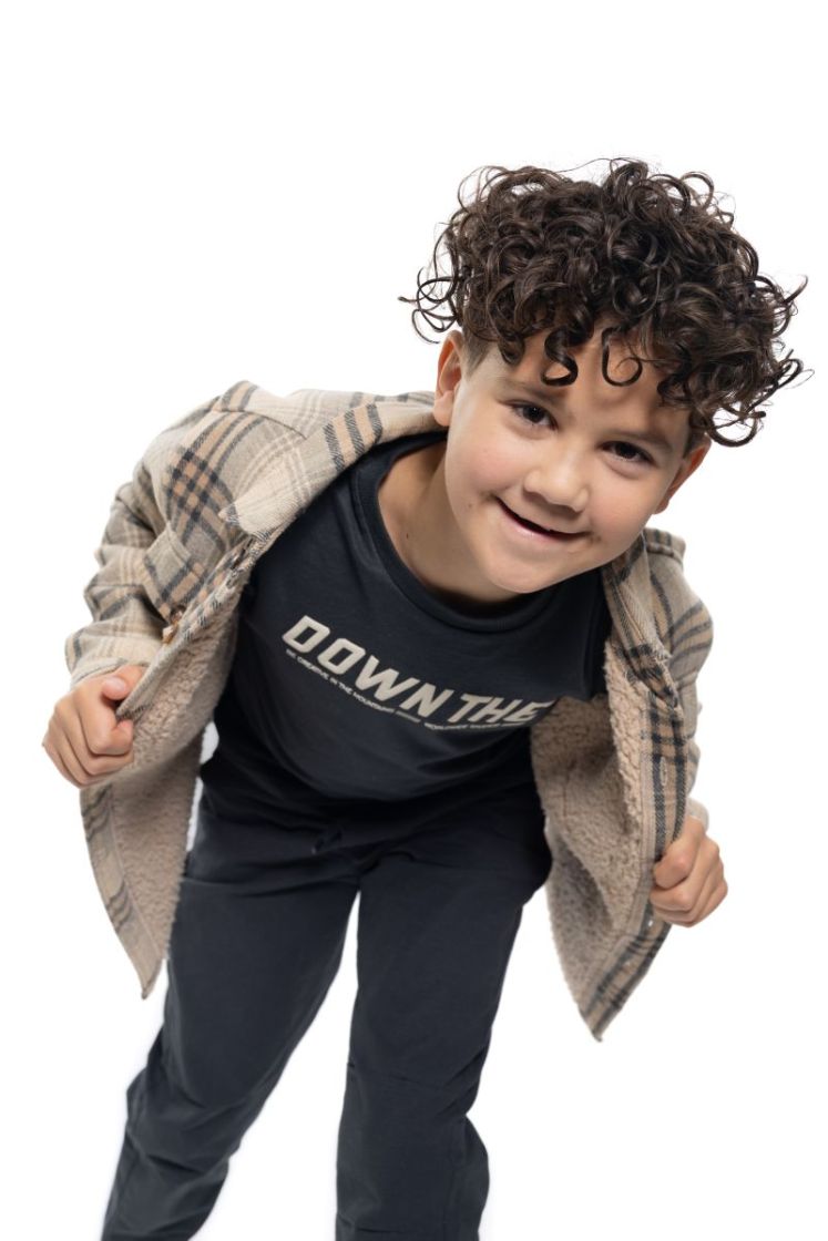 M boys 2 130401 Oatmeal
