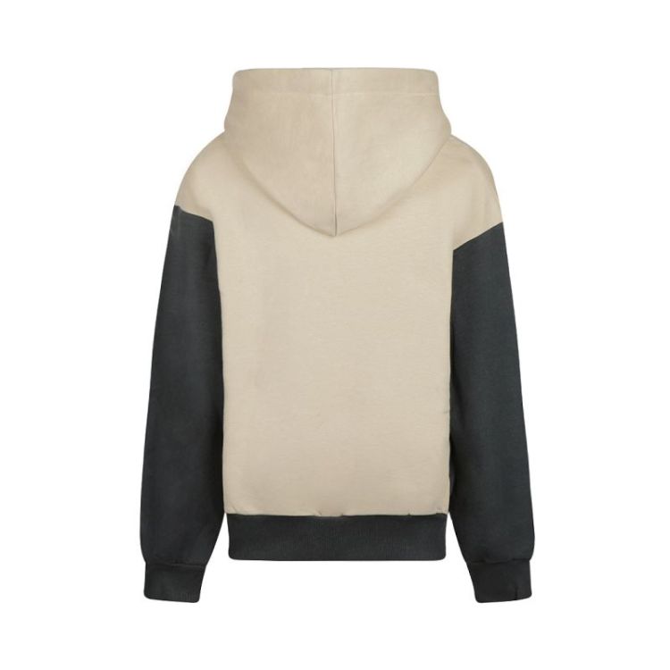 M boys 2 130401 Oatmeal