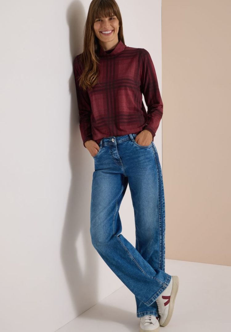  37903 red wine