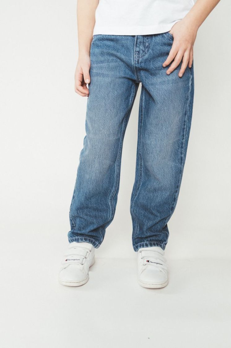 Boys Kids 802 Medium Used