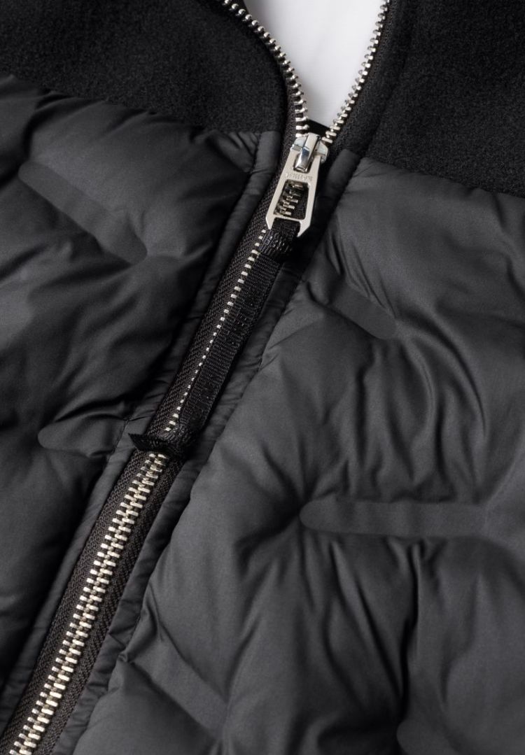  10001 Black