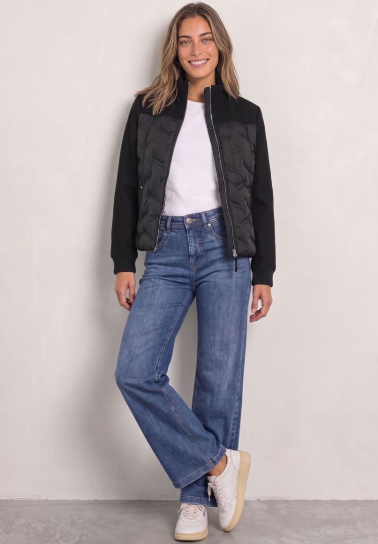  10001 Black