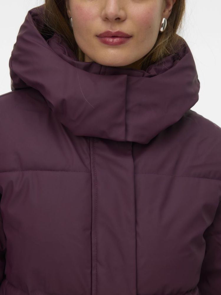 VMGRETAKYLIE SHORT COATED JACK 186320 Winetast